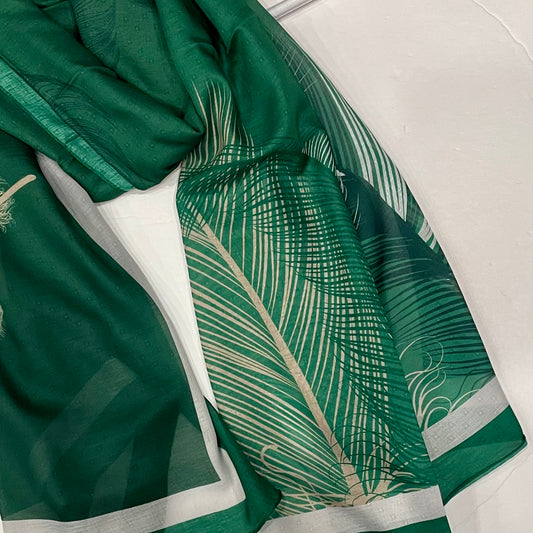 Gradient Feather Print Hijab