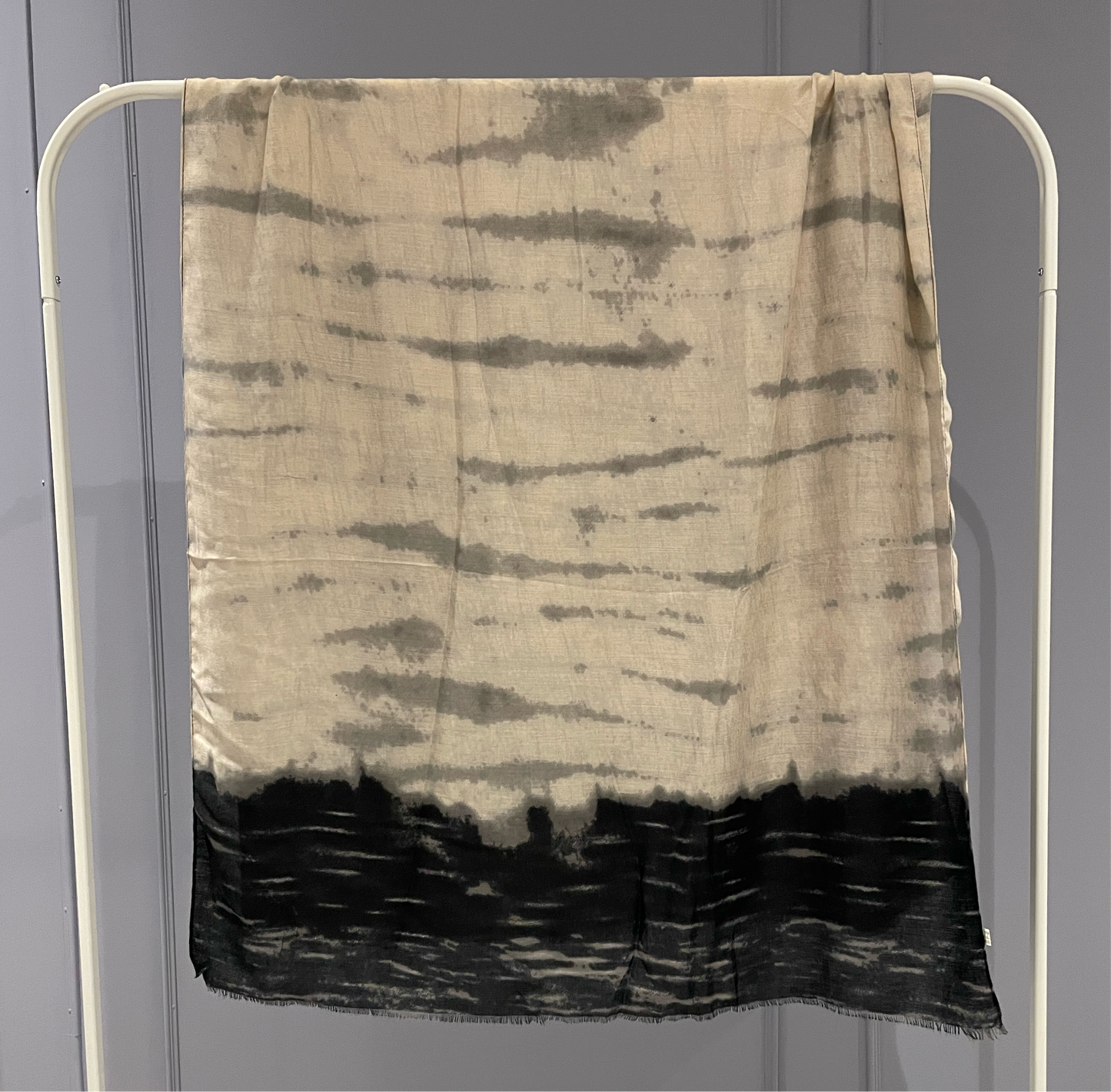 Tie Dye Ombré Hijab Black