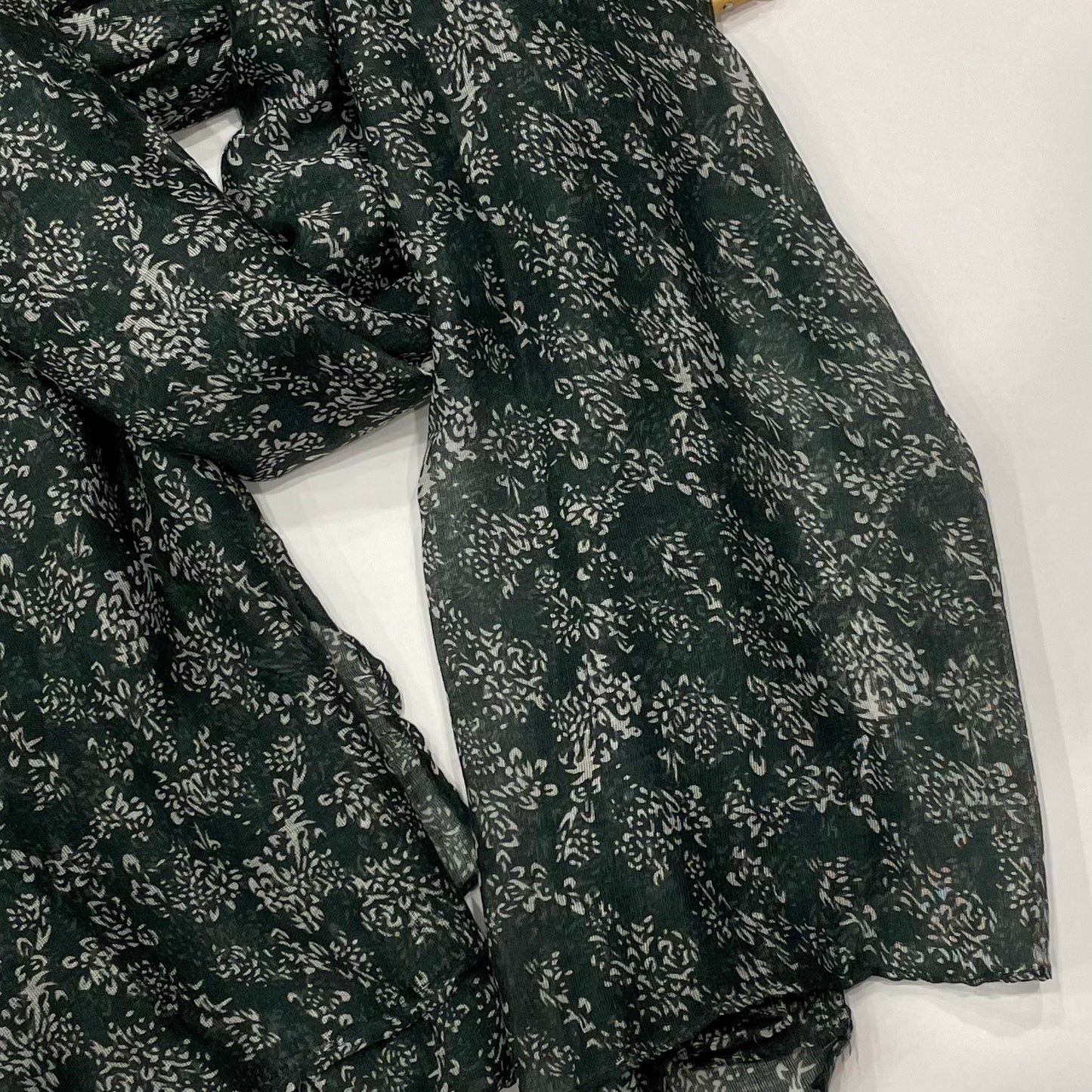 Green Grey Bouquet Hijab