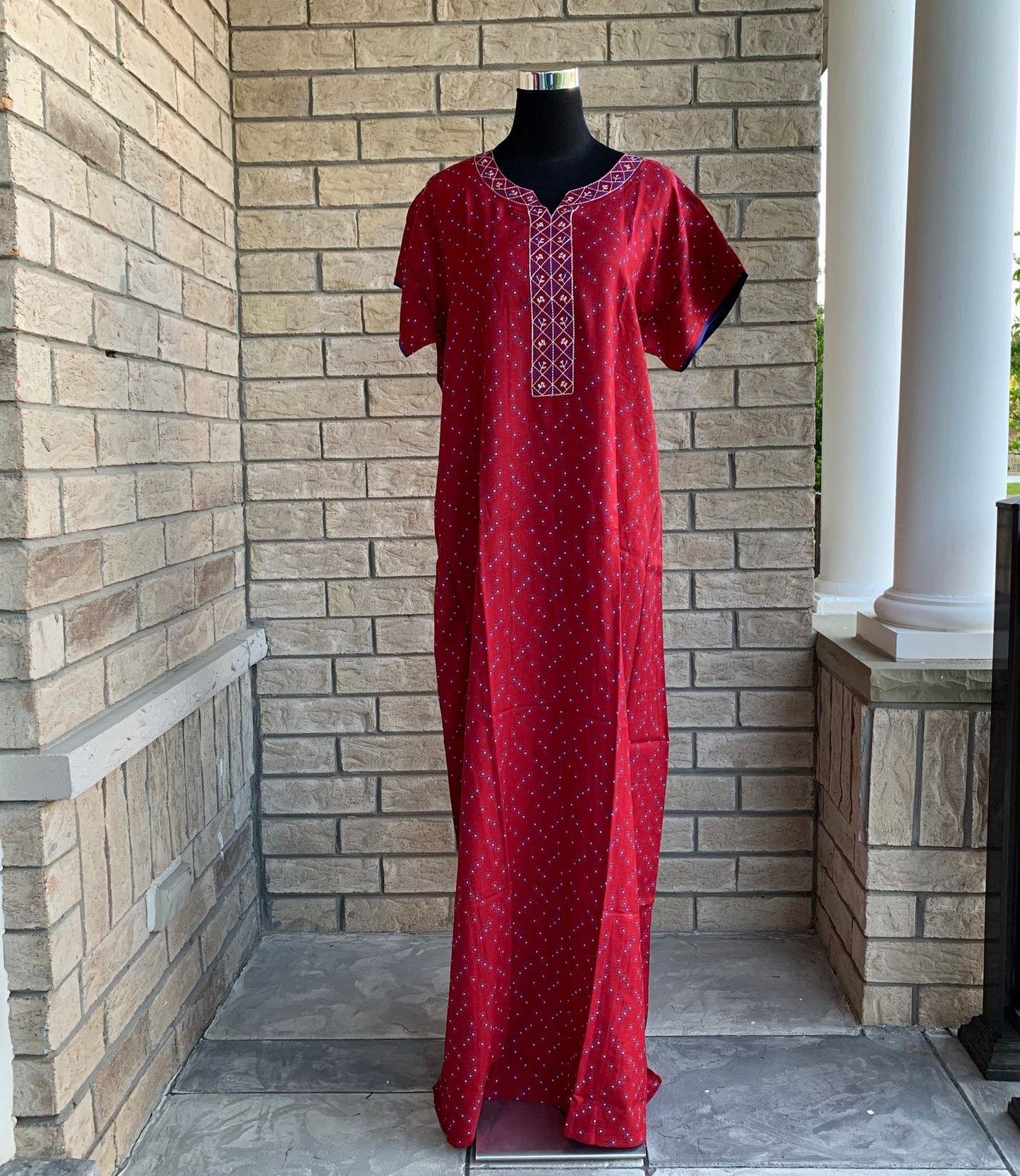 Shaheen Kaftan Maroon