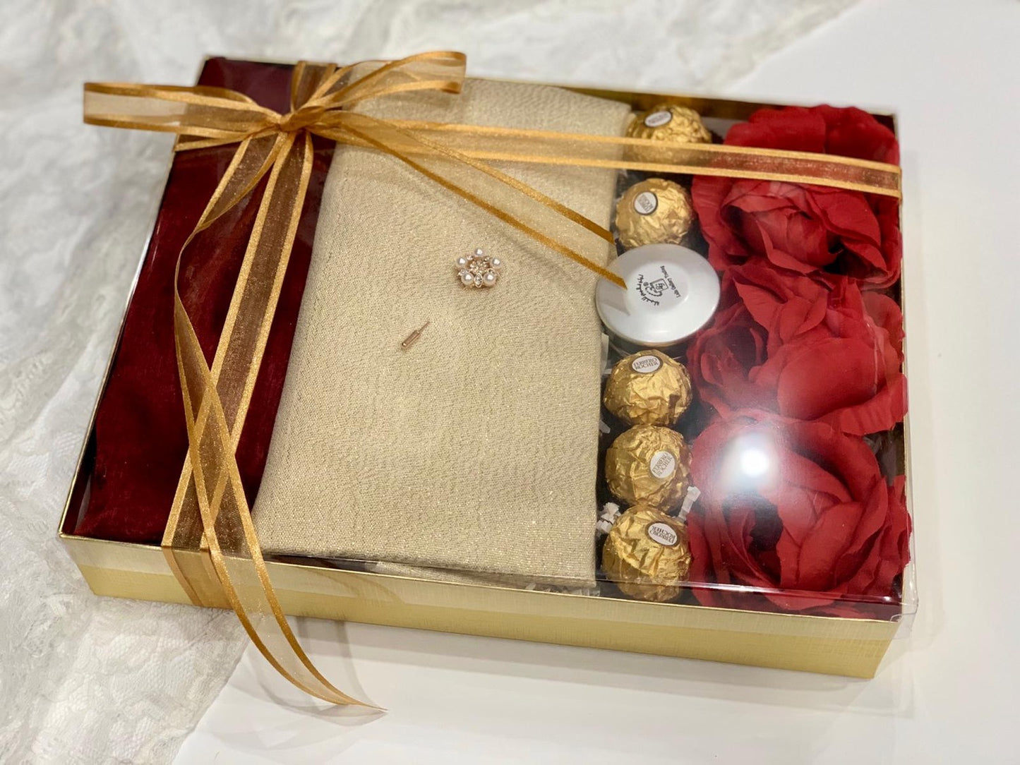 Engagement/Bridal Box - Red Roses
