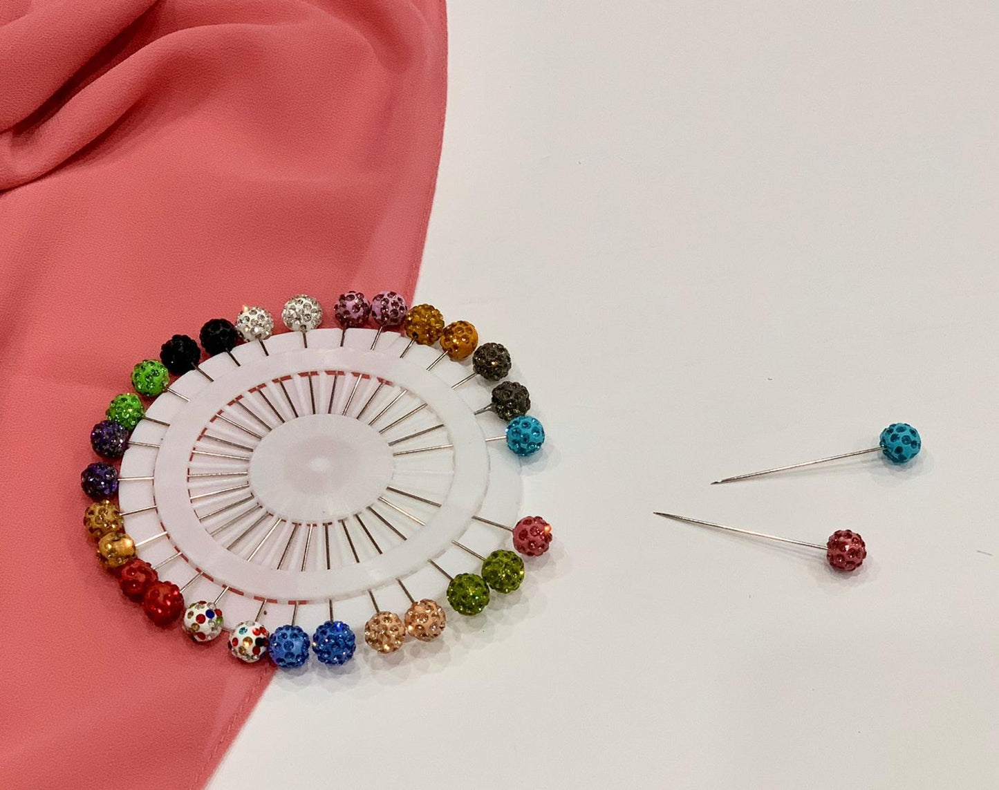 Crystal Ball Hijab Pin Wheel