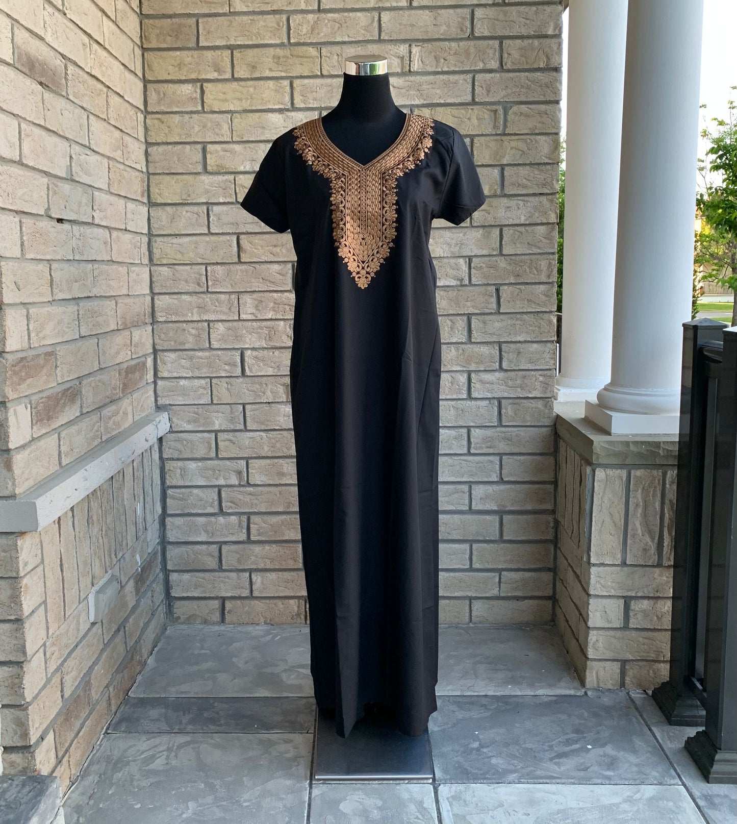 Maheen Kaftan Black