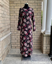Load image into Gallery viewer, Hiba Dress Black
