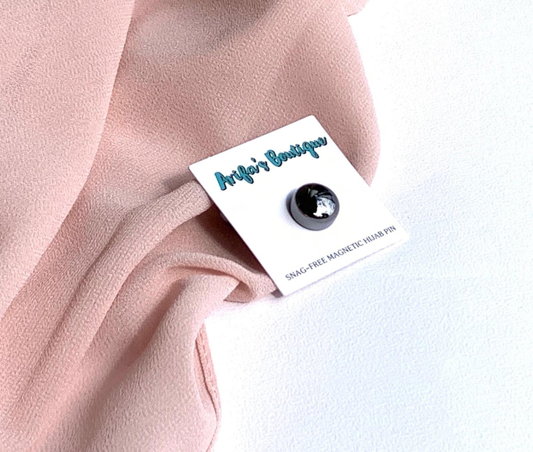 Metallic Snag Free Magnetic Pin
