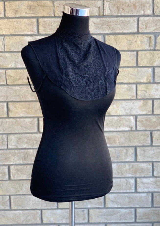 Chest Cover With Lace Black