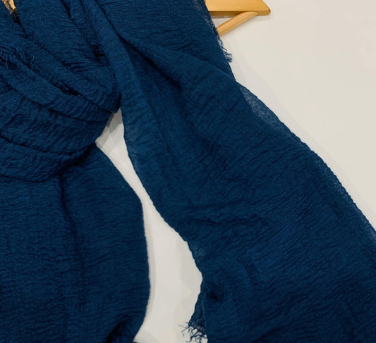 Navy Blue Crinkle Hijab