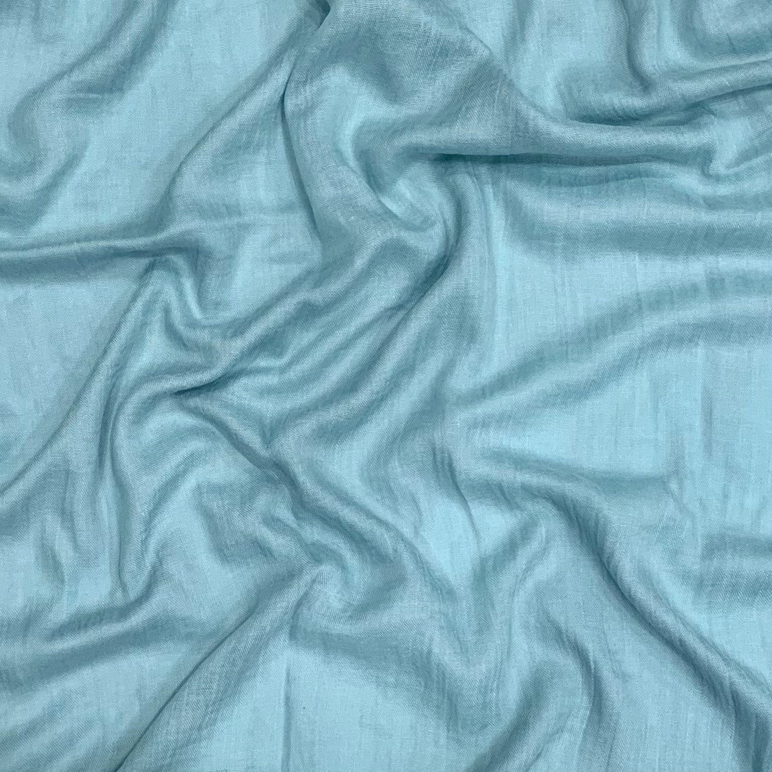 Super soft and comfortable and one of our most popular hijab.   Materia Cotton Modal  Size 180 cm x 110 cm  Color may look different due to different screen resolution 