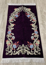 Load image into Gallery viewer, Plum Floral Woven Janamaz Set
