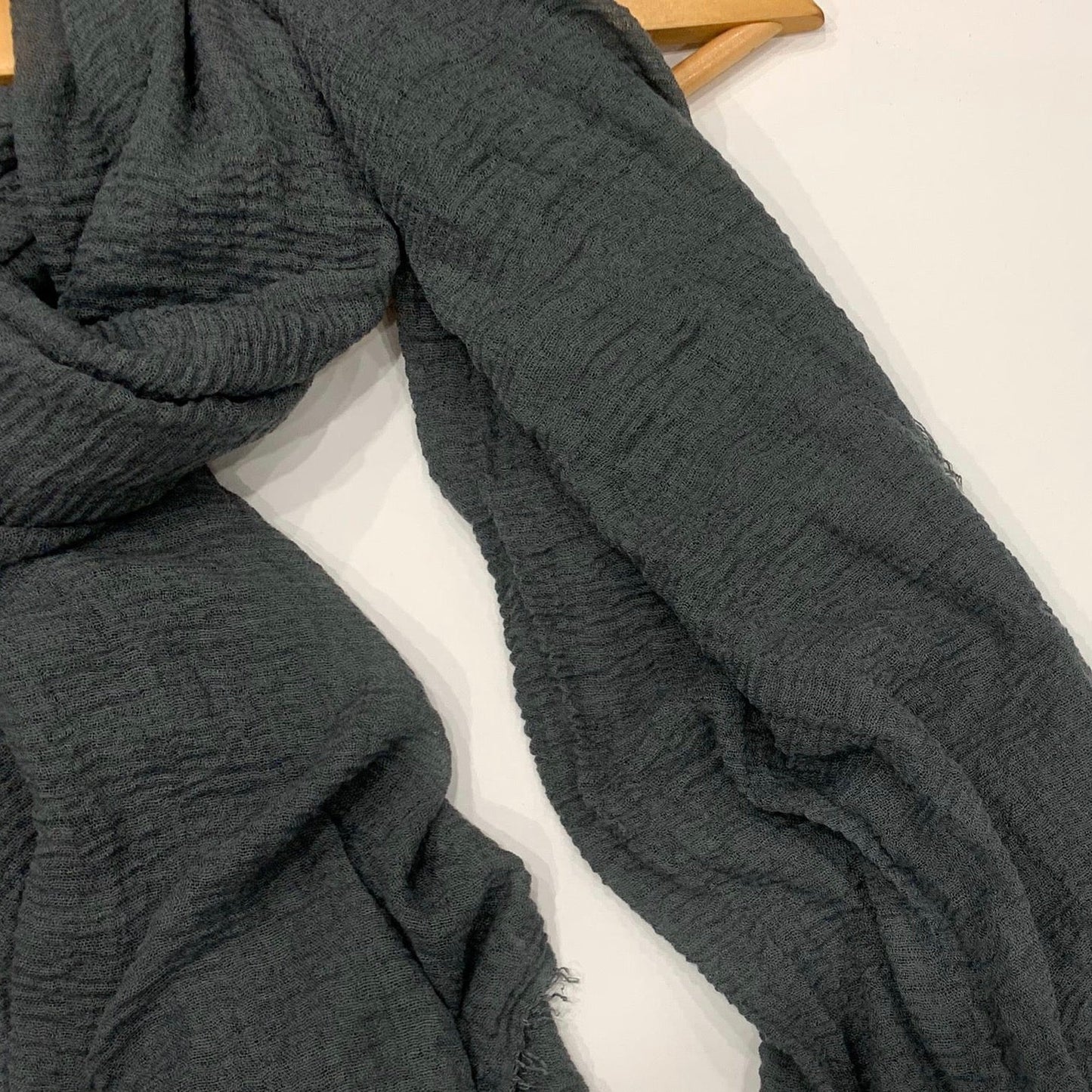 Granite Grey Crinkle Hijab
