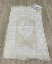 Load image into Gallery viewer, Pearl Luxe Janamaz Set
