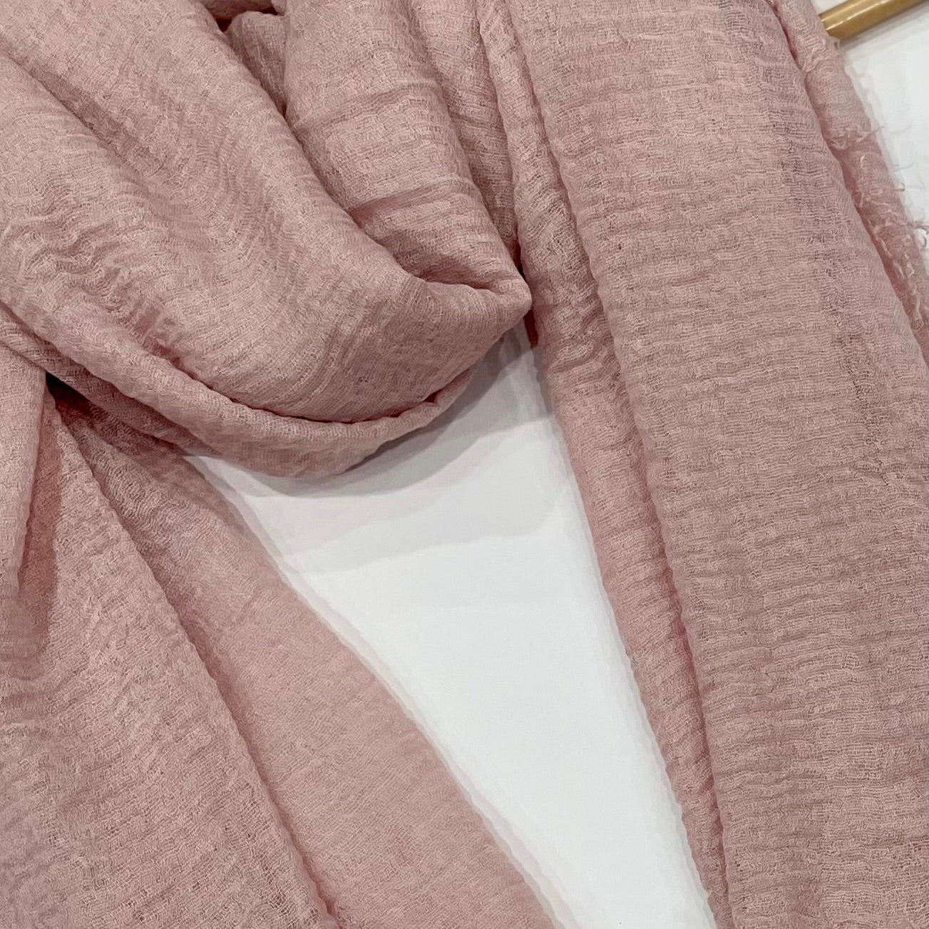 Blush Crinkle Hijab