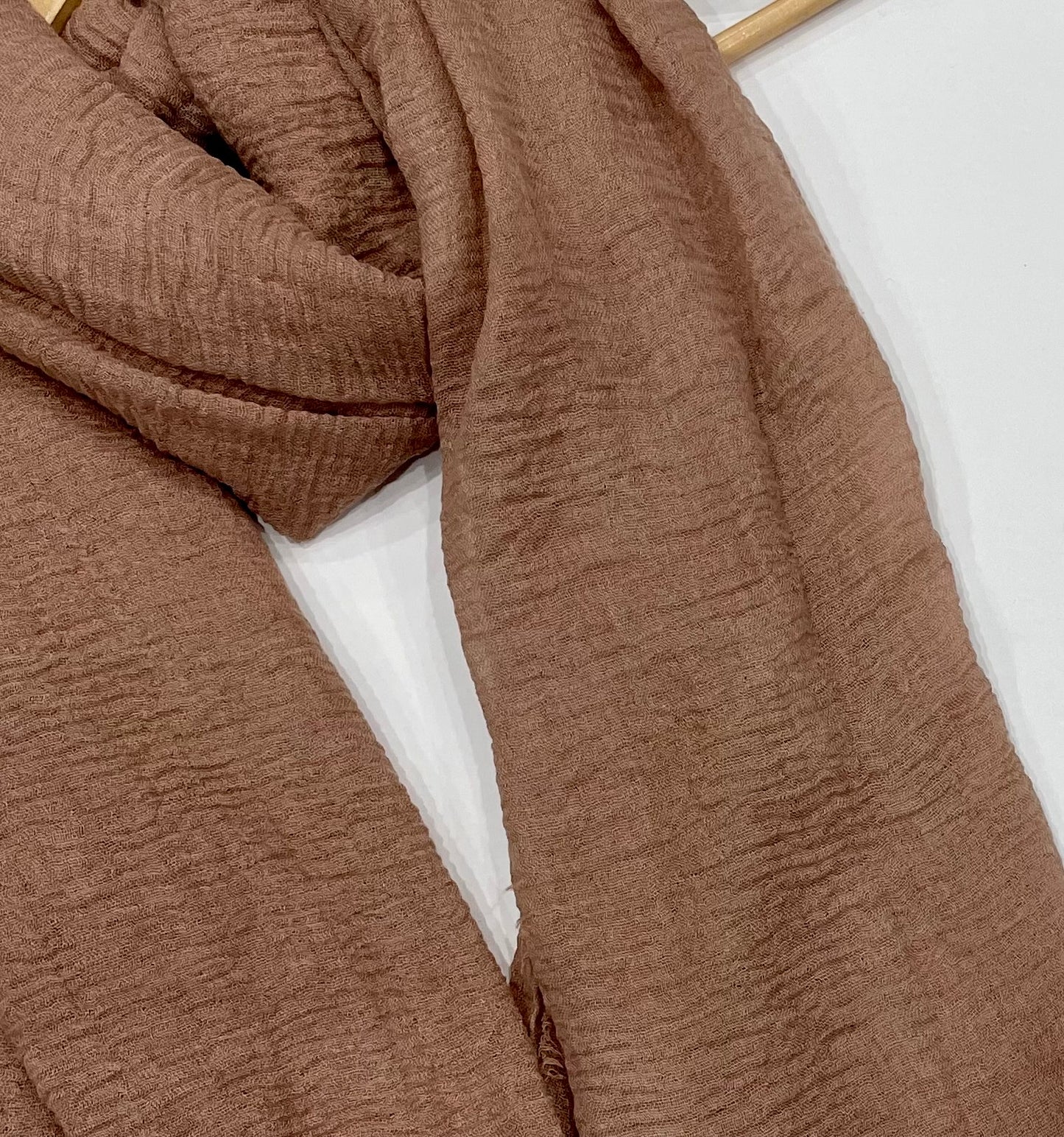 Chestnut Crinkle Hijab